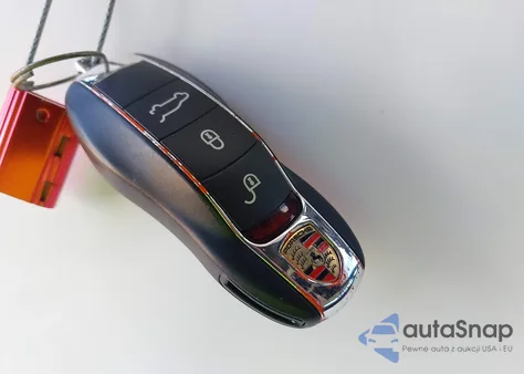 2018 Porsche Macan Gts z USA, uszkodzony, nr VIN WP1AG2A5XJLB62058